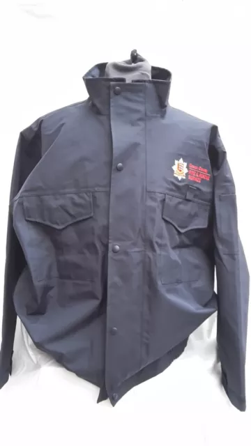 Superbe blouson de pluie bleu marine Sapeur Anglais Taille XXL uniquement