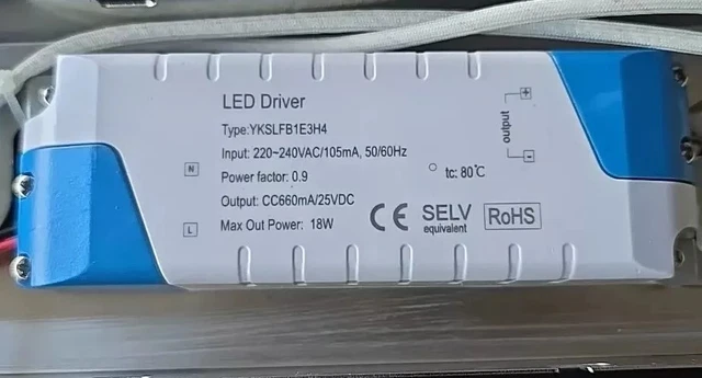 SELV YKSLFB1E3H4 LED Ersatztrafo CC660mA 25VDC 18W Trafo Netzteil EUR ...