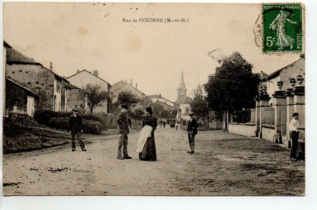 PEXONNE - Meurthe et Moselle - CPA 54 - une rue bien animée