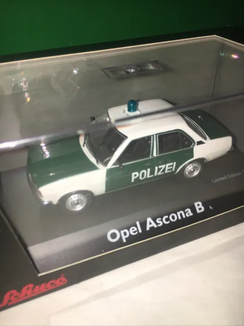 Schuco 1975 Opel Ascona B 1.6 Polizei Vert/Blanc Ltd Édition 1/43 État Neuf 3