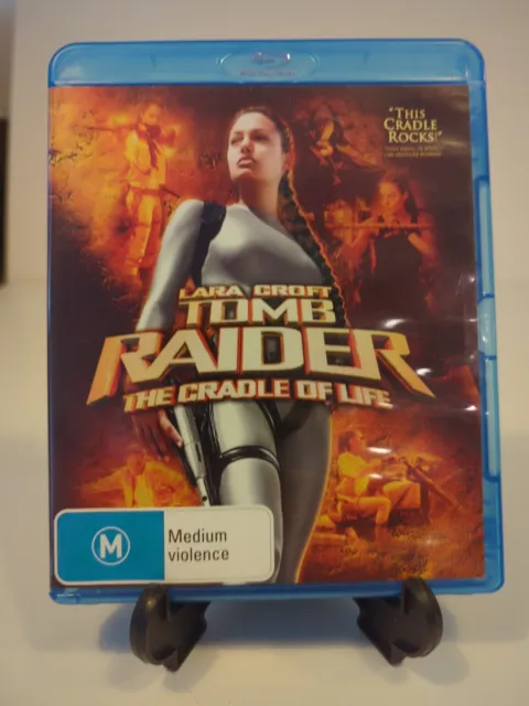  Lara Croft: Tomb Raider (4K UHD + Blu-ray + Digital) : Angelina  Jolie, Jon Voight, Iain Glen, Noah Taylor, Daniel Craig, Richard Johnson,  Chris Barrie, Julian Rhind-Tutt, Leslie Phillips, Robert Phillips