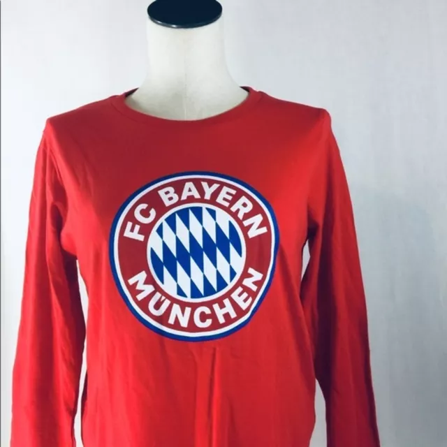 Bayern Munich youth L long sleeve t-shirt NEW