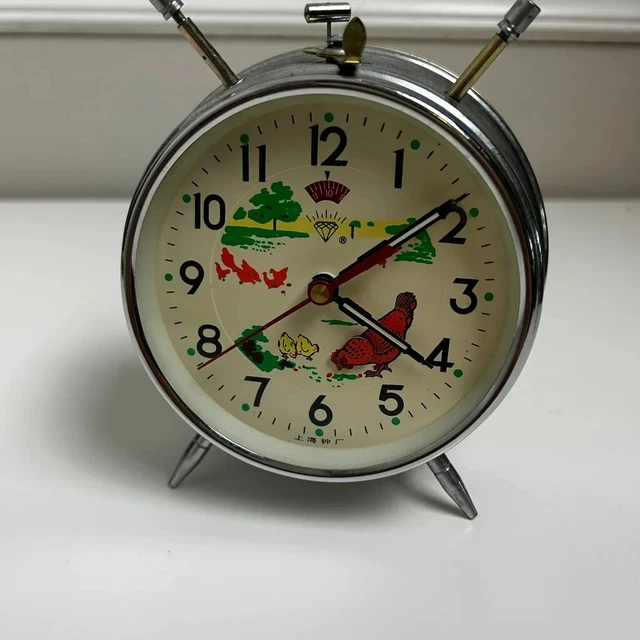 Antique MCM 1960s alarm clock with animated chicken pecking hen farmhouse