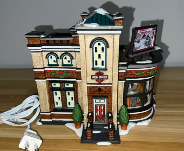 Dept 56 Christmas In The City Harley Davidson Detailing Parts and Service