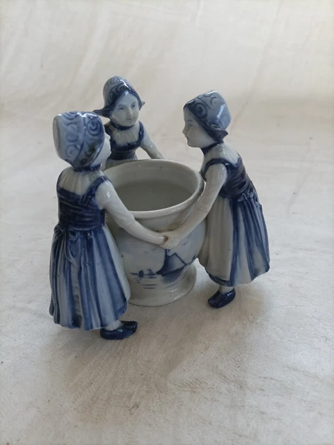 personnages figurine d'enfantsn en faience de Delft Ancien