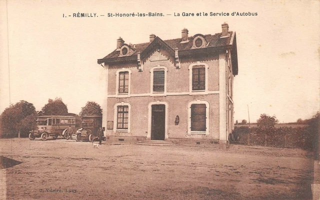 Rémilly - St-Honoré les bains - La gare et le service d'autobus
