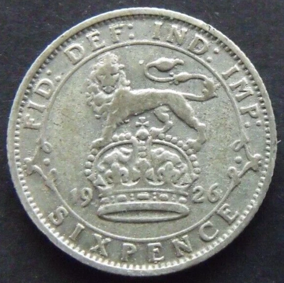 1926 GEORGE V SILVER SIXPENCE  ( 50% Silver )  British 6d Coin.   877