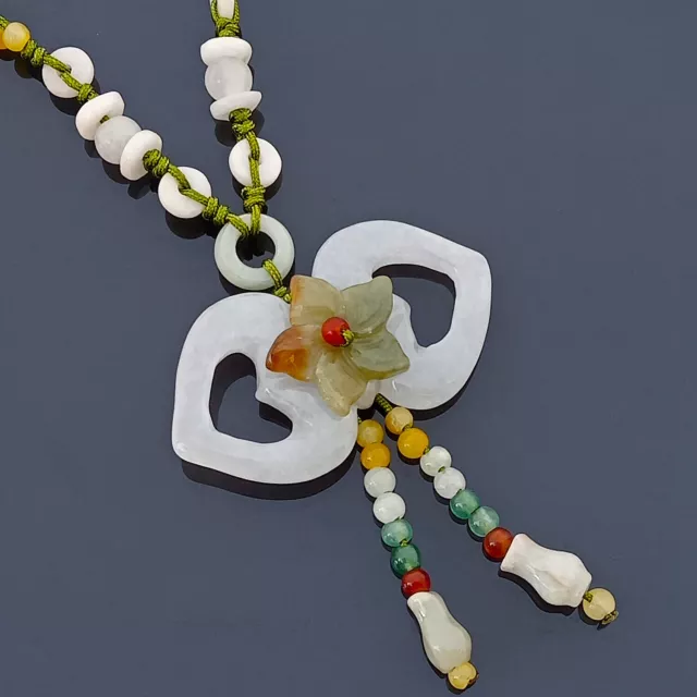 Le collier à breloques Feng Shui de bon augure en jade naturel en forme de... 3