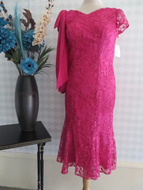 Abito in pizzo rosa madre della sposa Veni Infantino Uk8 adatto a gare nuziali