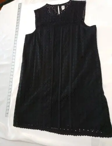 GAP Women's Black Eyelet Shift Dress Sz. L