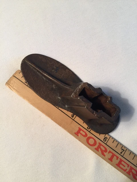 Antique Cast Iron Cobbler Shoe Last "Z"