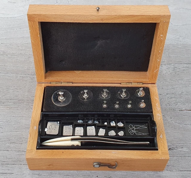 Apothekergewichte antik vermutlich Belgien 40er Jahre FK295/1Ba