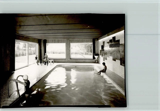 40092672 - 4920 Matorf Gasthaus Hartmann Innenaufnahme Schwimmbad Lippe LKR