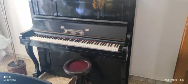 pianoforte verticale usato