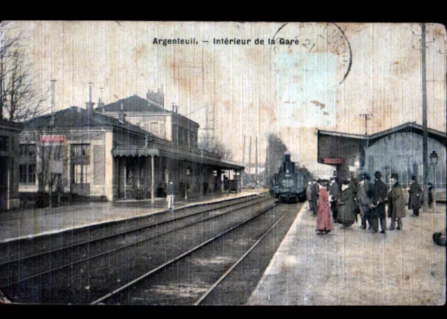 SILVEREUIL (95) TRAIN en STATION animated, postcard of type entched type early 1900