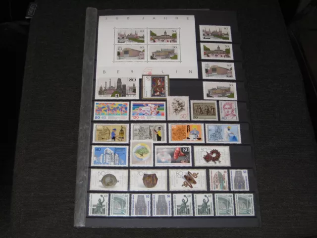 Briefmarken Berlin, Jahrgang 1987 komplett postfrisch, Michel 772 - 797