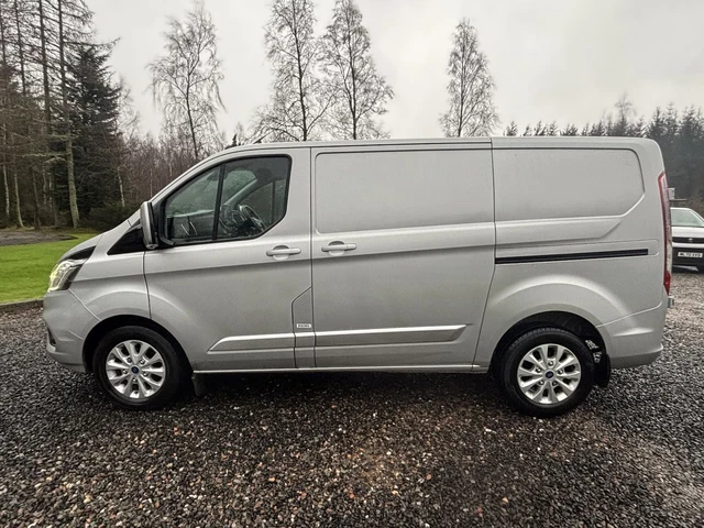 Transit Custom 22 FORD TRANSIT CUSTOM 2022(22) Plate 2.0 Transit Custom Limited Van 300 ...