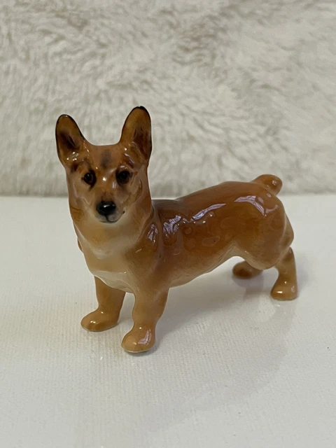 Vintage ROYAL DOULTON England K16 Welsh Corgi Dog Porcelain Figurine MINT