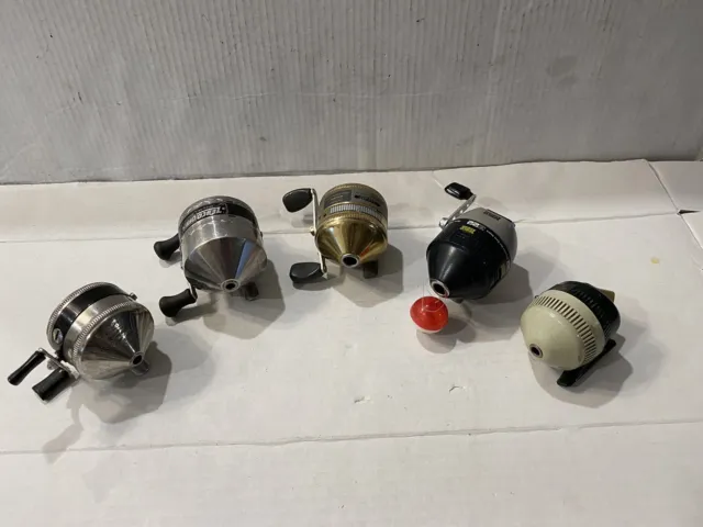 LOT OF 4) ZEBCO 33 MICRO 4.3:1 SPINCAST REEL W/4LB LINE CLAM PACK