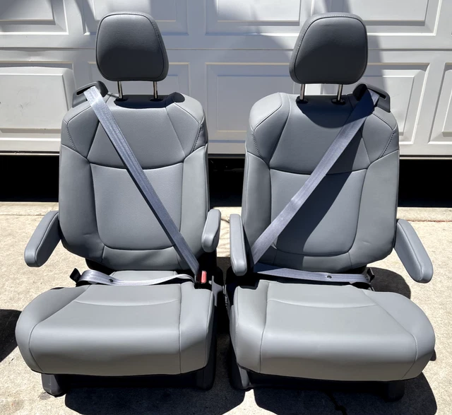 TOYOTA SIENNA SEATS 20212023 Light Gray Leather Second Row 7