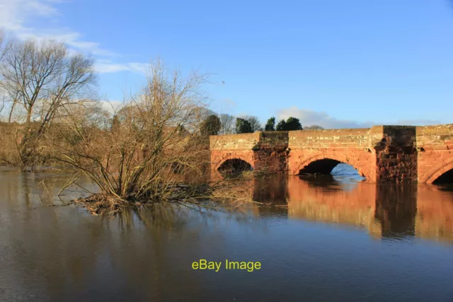 Photo 6x4 The River Dee in Flood at Farndon Flood debris in the River Dee c2013