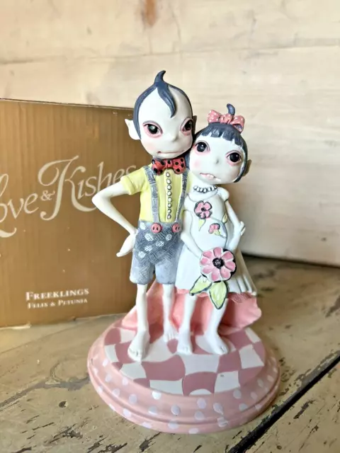 new Helen Kish doll Love & Kishes FELIX & PETUNIA Wedding Cake Topper FREEKLINGS