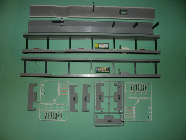 JOUEF maquette à monter 4 quais pour grande gare 1041