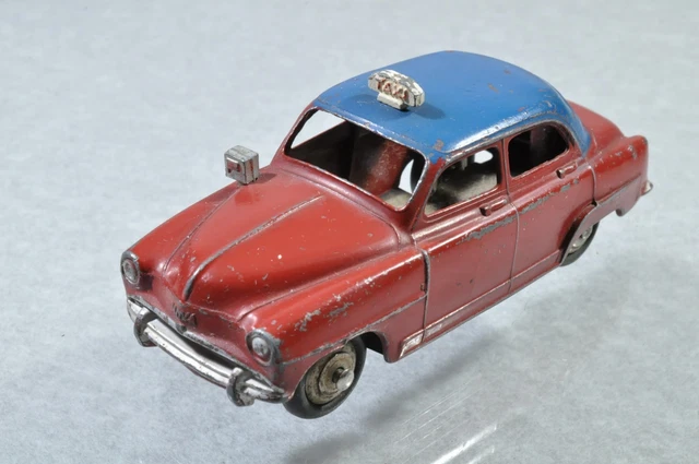 Dinky Toys France - Simca Aronde Taxi, Référence 24 UT, Miniature De Collection Occasion