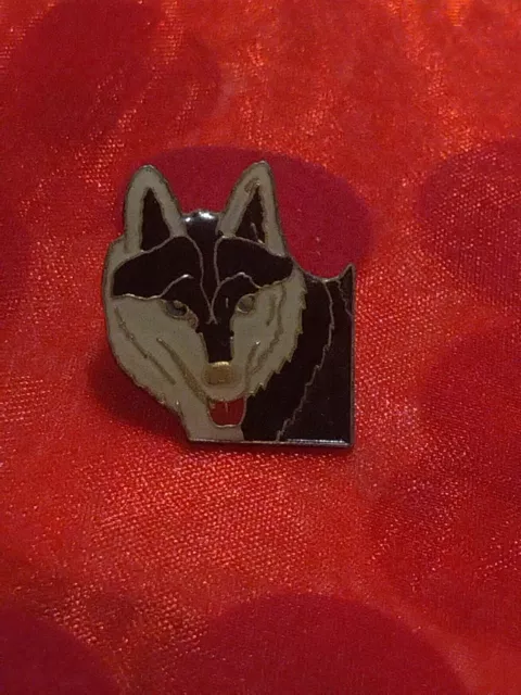 Pins Pin's Badge Epinglette Vintage Collection Chien Dog Loup