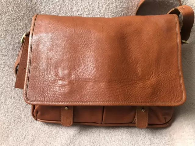 Aston Made in USA leather messenger bag