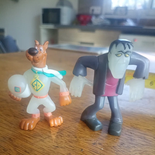 FIGURINE SCOOBY DOO cosmaunaute/ Frankenstein fluorescent hanna barbera ...