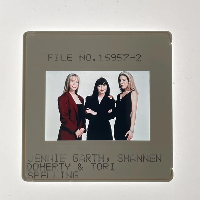 BEVERLY HILLS 90210 JENNIE GARTH  SHANNEN DOHERTY S1115 SD01 Vintage 35mm Slide