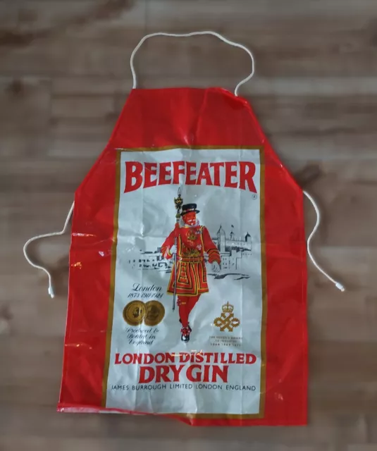 NOS Vtg 70s Beefeater Gin London Apron PVC Coated Canvas Hong Kong