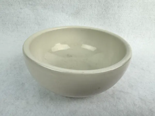 Vintage Victor Restaurant Ware Chili Soup Cereal Bowl Off White 5 1/4"