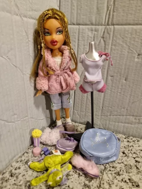 Bratz Slumber Party 1st Edition Yasmin Doll With Accessories