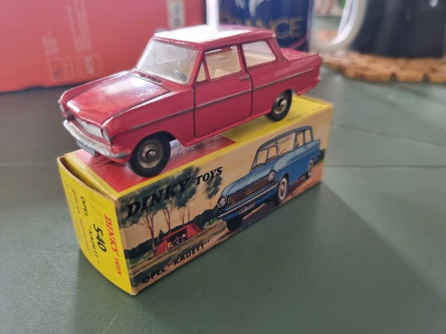 Dinky Toys N°540 - Opel Kadett Rouge - 1/43 (boîte D'origine, Très Bon état)