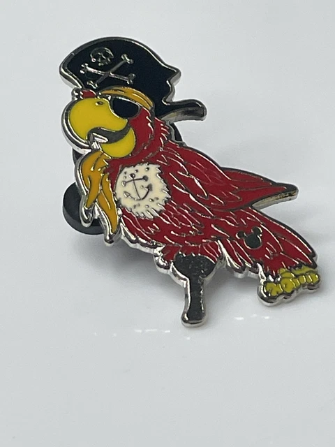 Disney SDR Shanghai Resort Pirate Red Parrot Eye Patch Peg Leg Pin Trading