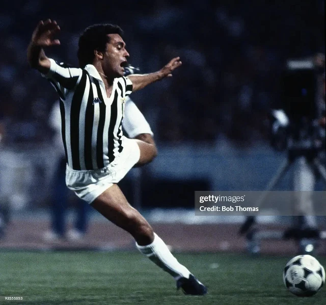 ADIDAS OFFICIAL BALL Tango Espana World Cup 1982 Champions League 1983