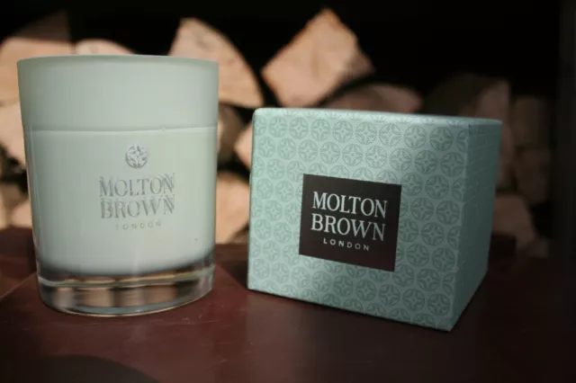 Molton Brown 180g Single Wick Candle Mulberry And Thyme
