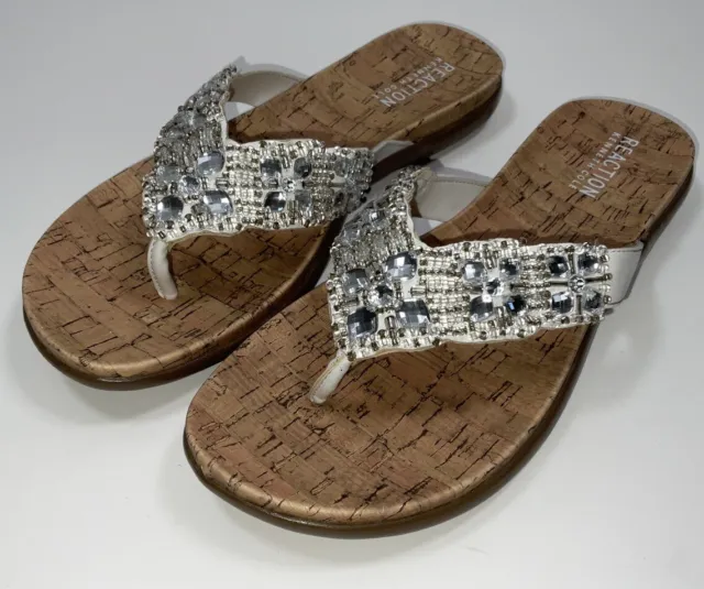 NIB Women’s Kenneth Cole Reaction Glam-Athon Jeweled Flip Flop Sandals White 7.5