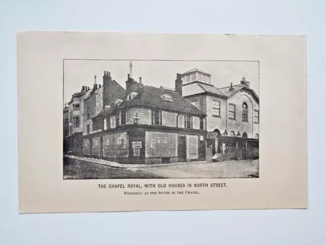 Die königliche Kapelle, mit alten Häusern in North St, Brighton - antike Platte - 1892