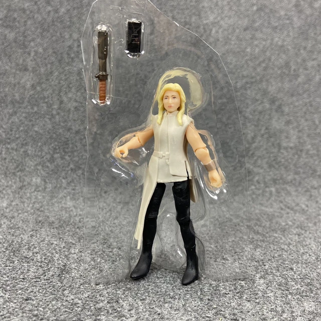 JURASSIC WORLD DOMINION Soyona Santos 3.75" Figure From Release N
