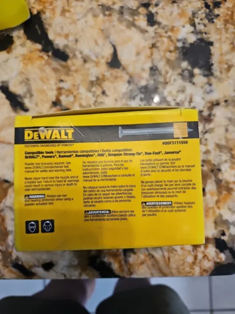 DEWALT 100-Pack 2-1/2-in Galvanized Non-washered Drive Pin ACQ