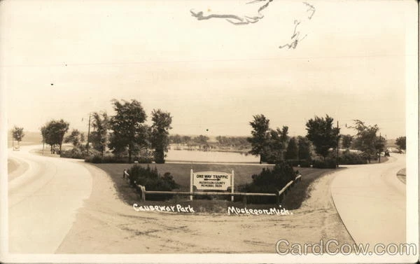 RPPC Muskegon,MI Causeway Park Michigan EKC Real Photo Post Card Vintage