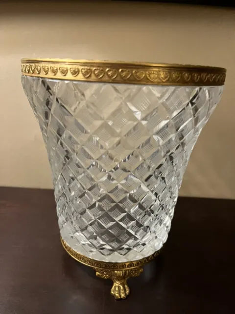https://www.picclickimg.com/kEIAAOSwS49la9Py/Antique-French-Empire-Baccarat-Vase-Cut-Crystal-with.webp