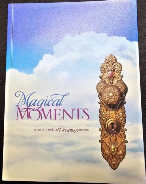 DISNEY WDW BOOK Cast Member Magical Moments Book A Guide to Making