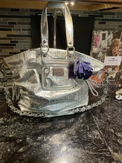 Coach Poppy Silver Spotlight Limited Edition Story Patch Leather Bag  RARE 15899
