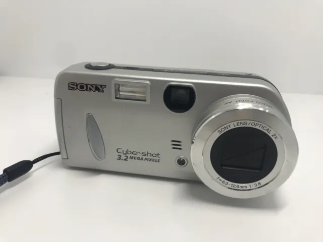 Sony Cyber-Shot 3.2 Megapixels DSC-P52 Camera