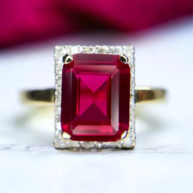 Vintage 14k Yellow Gold Emerald Cut Red Ruby Round Diamond Cocktail Ring