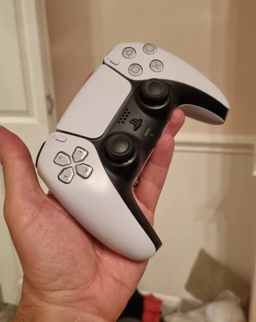 SONY DUALSENSE CONTROLLER PlayStation 5 Left stick drifts otherwise